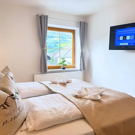 Meri Im Lungau Nahe Obertauern - Oeffentliche Verkehrsmittel Gratis *